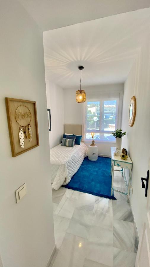 Ikram Front Beach Bermuda Beach Appartement Estepona Buitenkant foto