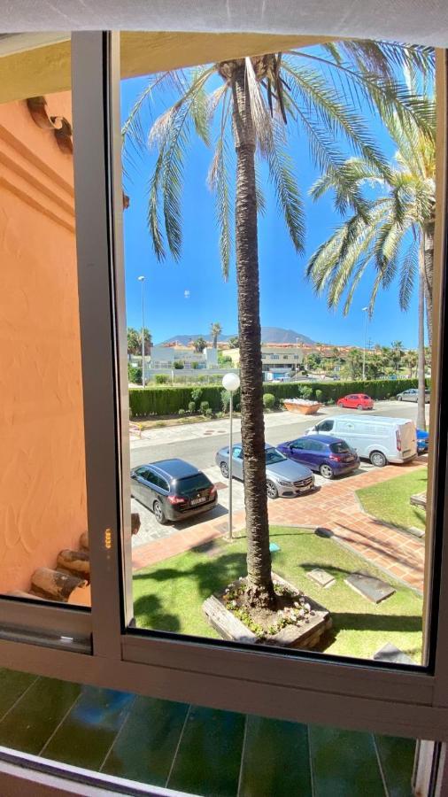 Ikram Front Beach Bermuda Beach Appartement Estepona Buitenkant foto
